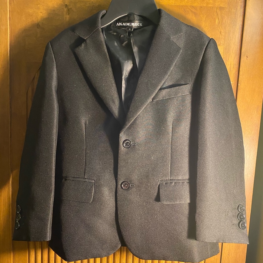 Size 5 boys suit coat